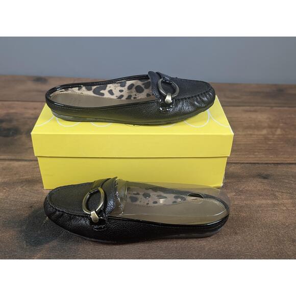 CIRCA Joan David Loafers CJGOLARA 8½ Black Classic Slip On Metal Buckle Modern - Picture 1 of 12